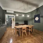 Second Floor Appartement