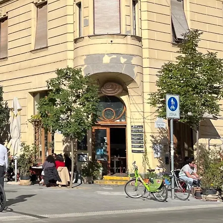 Second Floor Διαμέρισμα Βουδαπέστη