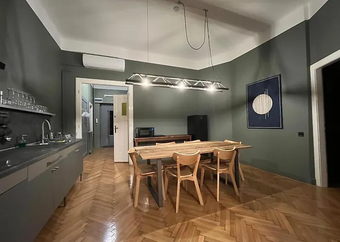 Second Floor Apartament