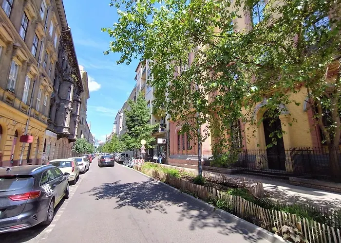 Second Floor 布达佩斯