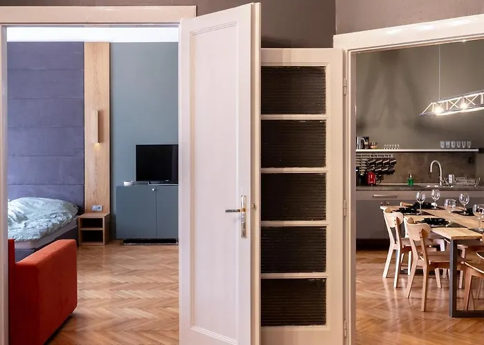 Apartment Second Floor *