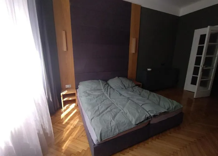 Second Floor Boedapest