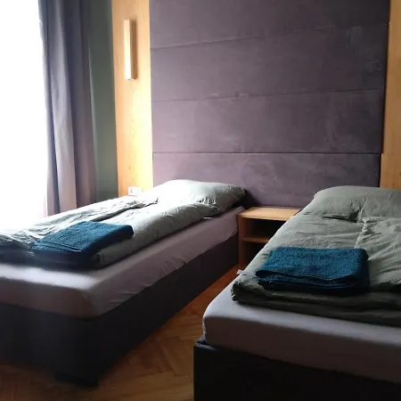 Second Floor Lejlighed *